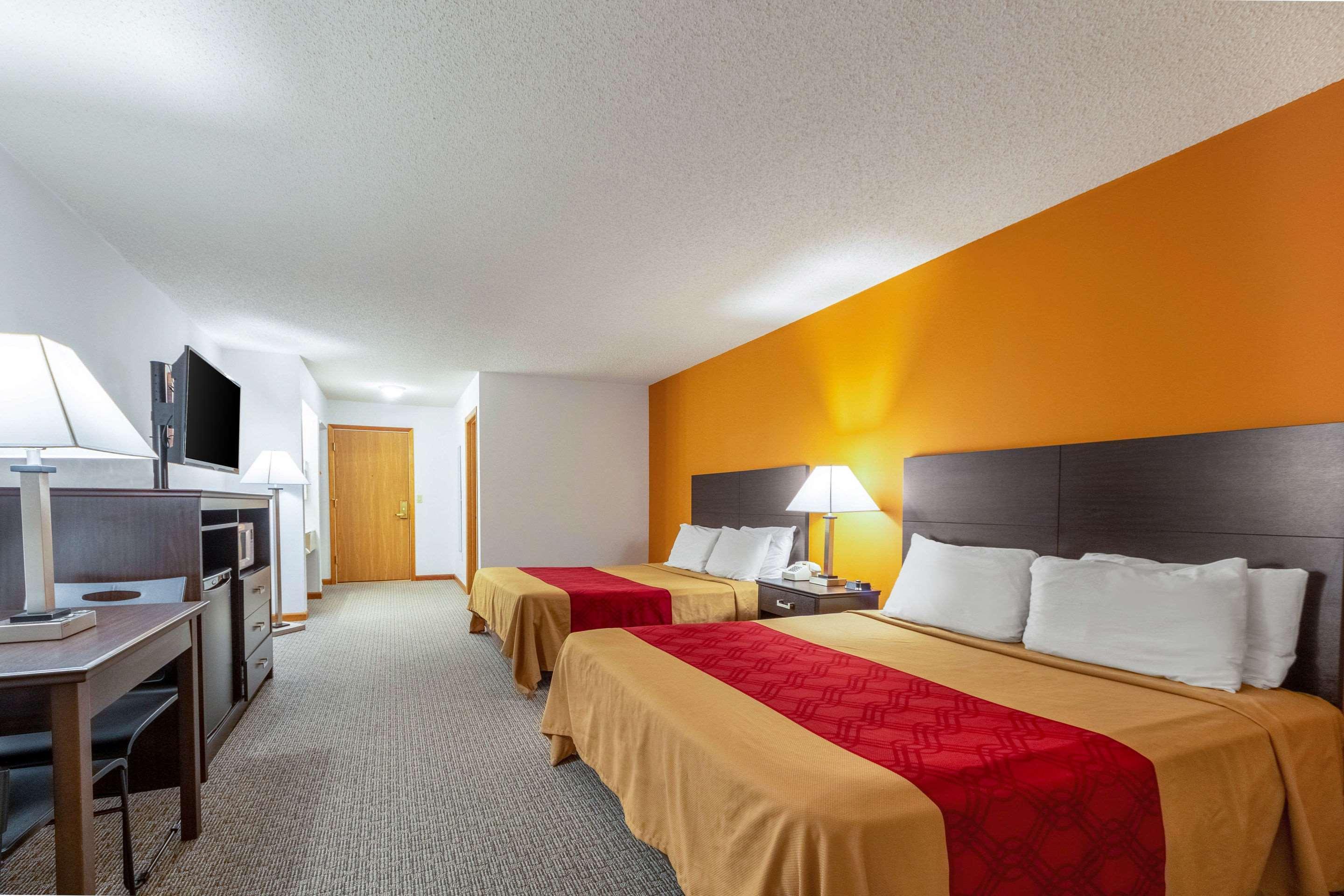Econo Lodge Lakeshore Manistique Ngoại thất bức ảnh
