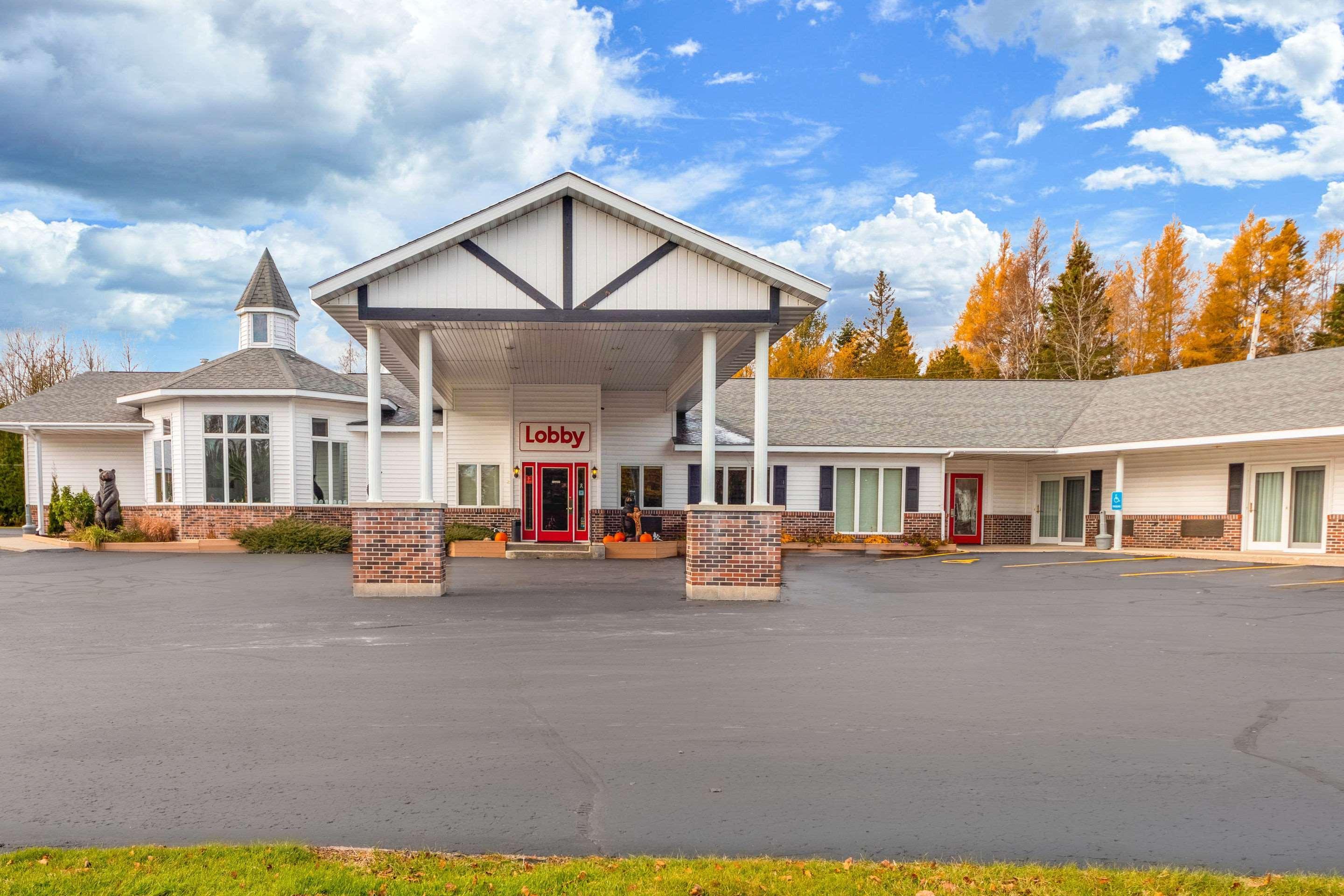 Econo Lodge Lakeshore Manistique Ngoại thất bức ảnh
