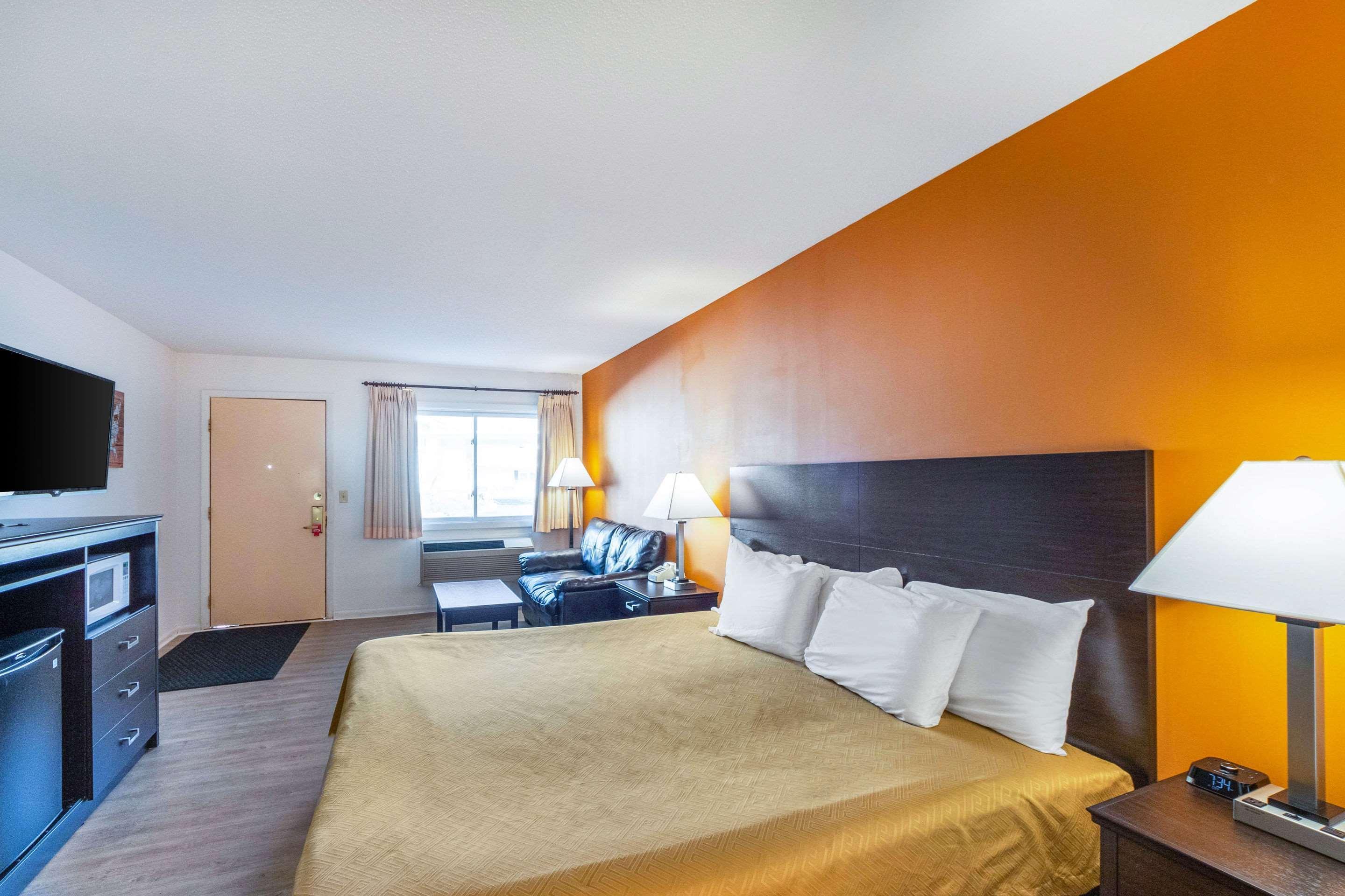 Econo Lodge Lakeshore Manistique Ngoại thất bức ảnh