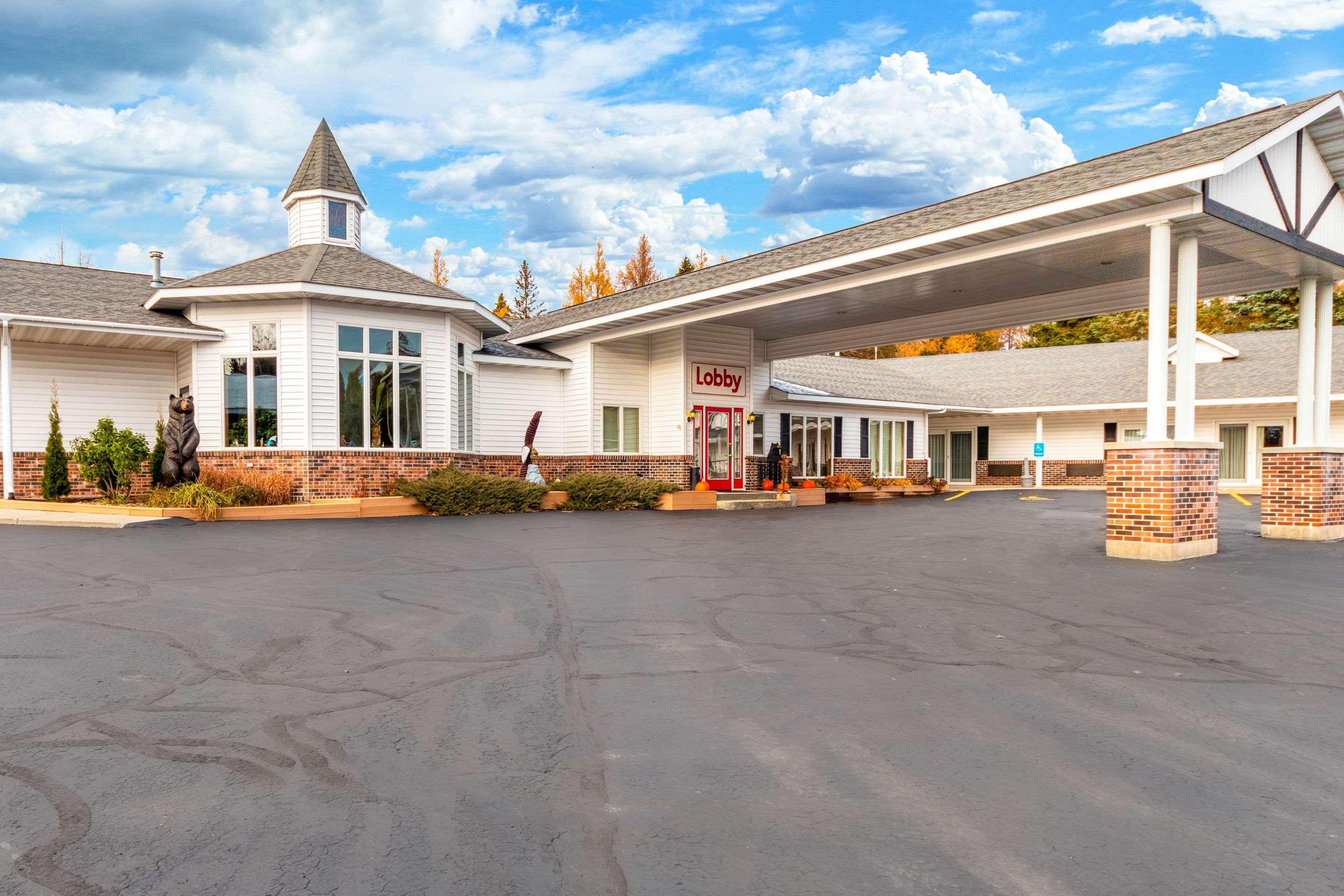Econo Lodge Lakeshore Manistique Ngoại thất bức ảnh