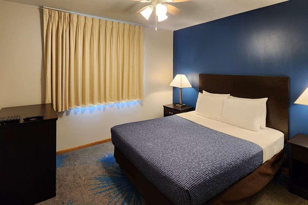 Econo Lodge Lakeshore Manistique Phòng bức ảnh
